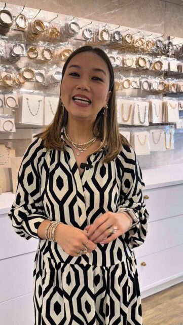 Estamos no penúltimo dia de Super Nubra!  E por aqui o clima é de novidade e muita troca com clientes de todo o Brasil 💫
Chegamos na Super Nubra com 3 lançamentos incríveis: Bohemia, Euforia e Náutica.  Confira um pouco de tudo o que está rolando: peças novas, conexões e tendências.
Obrigada a todos que nos visitam e se você ainda não passou por aqui, ainda dá tempo de viver essa experiência com a gente.
📍 Vem para a Super Nubra e descubra de perto nossos lançamentos.  #LuAcessórios #SuperNubra #AtacadoDeSemijoias #FeiraDeSemijoias #Novidades