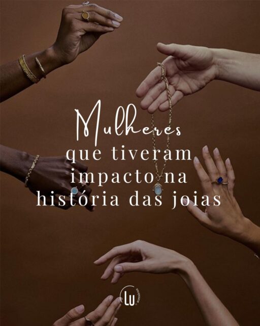 Algumas mulheres não apenas marcaram a história, elas também marcaram a história das joias.  De Cleópatra à poderosa Imperatriz Cixi, da ousadia criativa de Elsa Schiaparelli à elegância inesquecível da Princesa Diana.  Em diferentes épocas e culturas, as joias sempre foram uma forma de expressão feminina, carregando estilo, poder e significado.  E até hoje cada mulher continua escrevendo a sua própria história através das joias que escolhe usar.  Feliz Dia das Mulheres.  #DiaDasMulheres #MulheresQueInspiram #HistoriaDasJoias #PoderFeminino #EstiloComSignificado