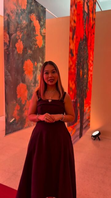 Começa hoje a Bijoias – edição Outono/Inverno, e o tema desta temporada não poderia ser mais simbólico: SOMA.  Porque a Bijoias é exatamente isso: o encontro onde se somam tendências, conexões, ideias e oportunidades no universo das semijoias.  A Lu Acessórios chega com muitas novidades, trazendo tendências de primeira mão, direto de Hong Kong, e apresentando quatro novas coleções: Petit, Recall, Santorini e Form — peças clássicas reinterpretadas com um olhar contemporâneo, elegantes e atemporais.  Se você é lojista ou revendedora, vem descobrir o que vai marcar a próxima temporada.  📍 Esperamos você até quarta-feira, dia 18.
Lembrando que: o atendimento no showroom e on-line continua durante todo o evento.  #Semijoias #AtacadoDeSemijoias #TendenciasDeJoias #Bijóias #LuAcessorios